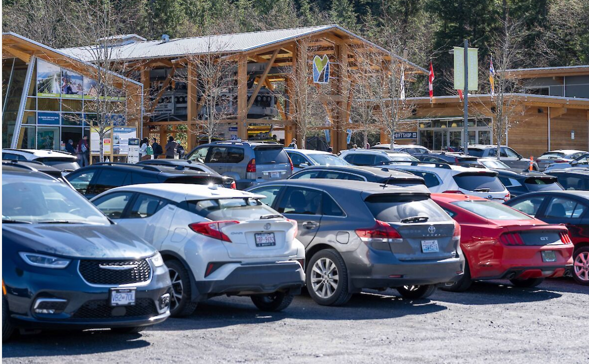 https://www.tricitylocalnews.com/wp-content/uploads/2024/03/cars-parked-at-gondola.png